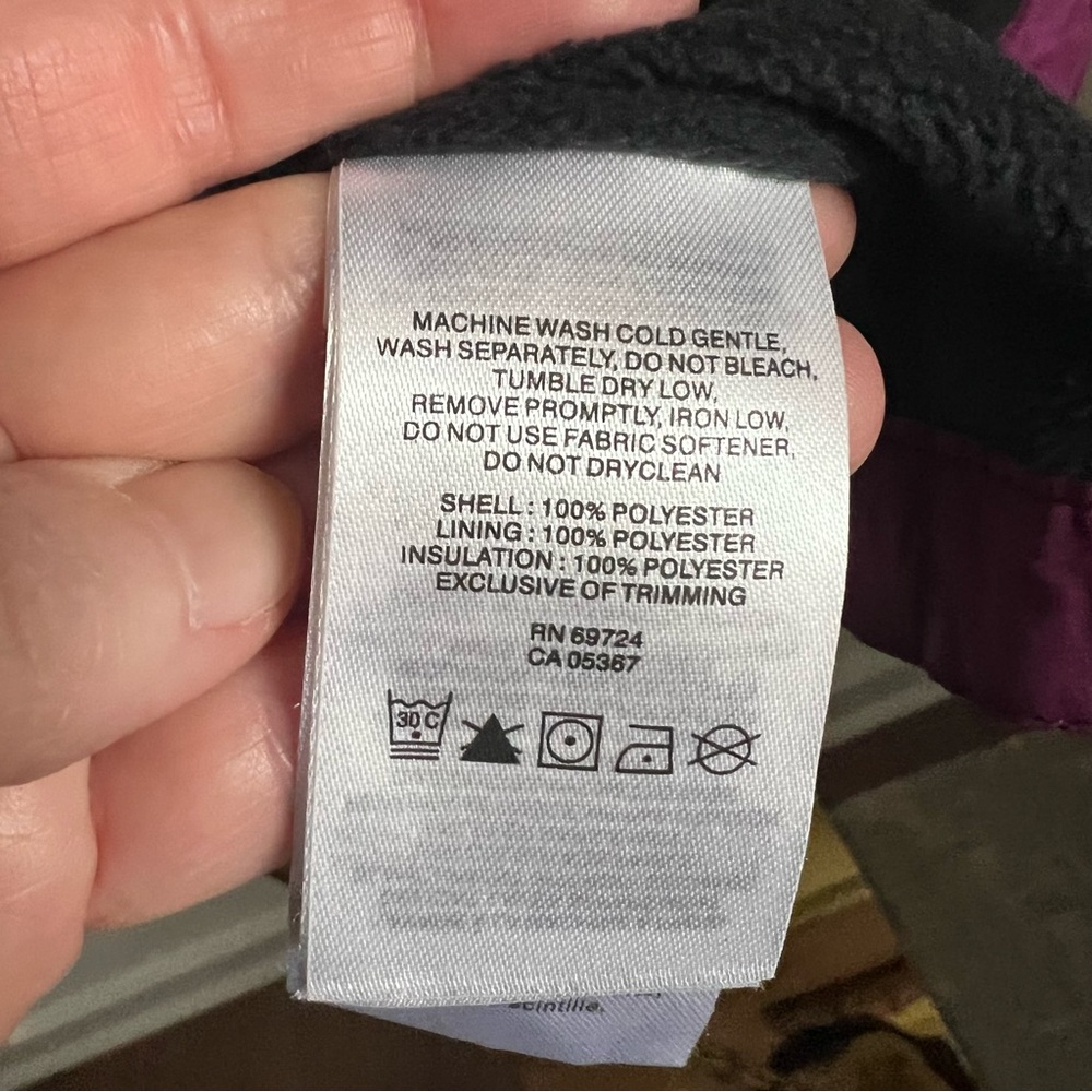 EUC Columbia Plum Puffer Vest - Picture 8 of 10